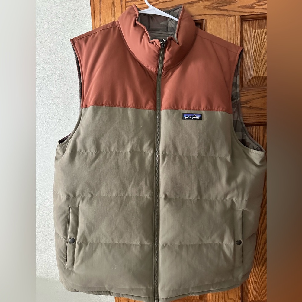 Patagonia Men’s Reversible Bivy Down Vest XL